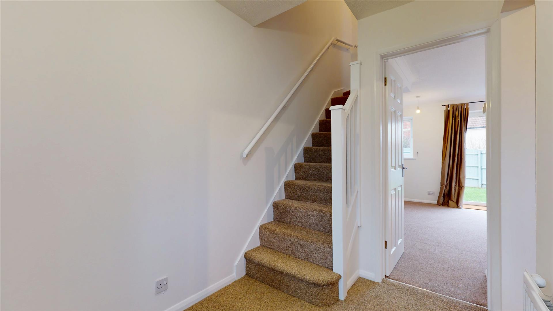 2 bed property in Hartdames, Milton Keynes